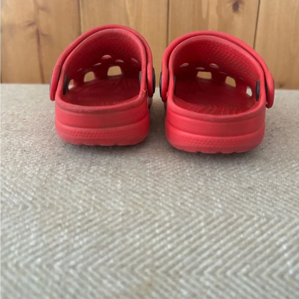 Unisex Baby Crocs in Varsity Red | Size 4 / 5